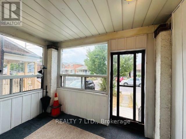 Building Photo - 241 Dunraven Dr