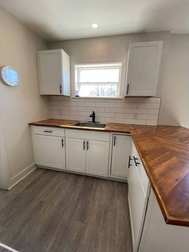 Photo du bâtiment - 222 Maxwell St