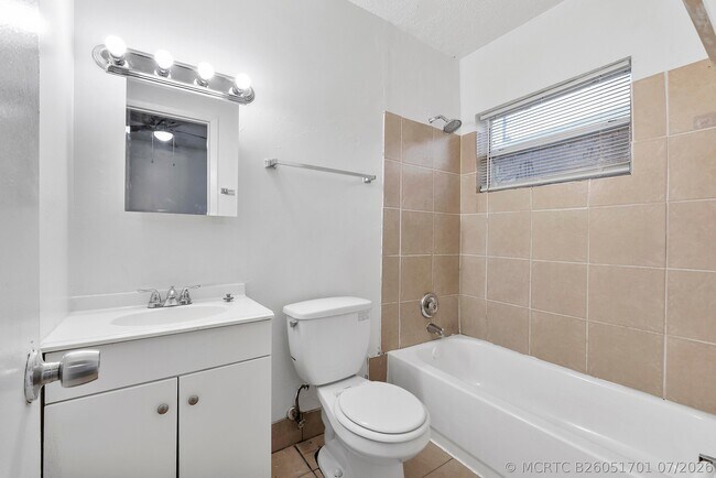 Foto del edificio - 279 SW 1st St