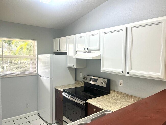 Foto del edificio - 3748 NW 91st Ln