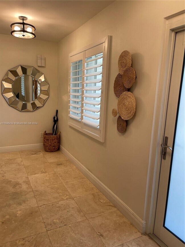 Foto del edificio - 9001 SW 68th St