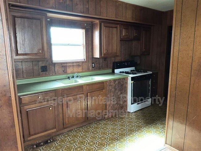 Foto del edificio - 731 Cactus Ln