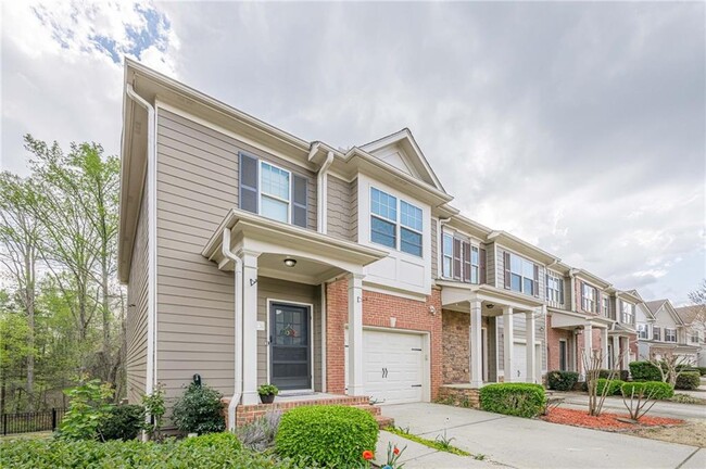 Foto del edificio - 2705 Maple Park Pl