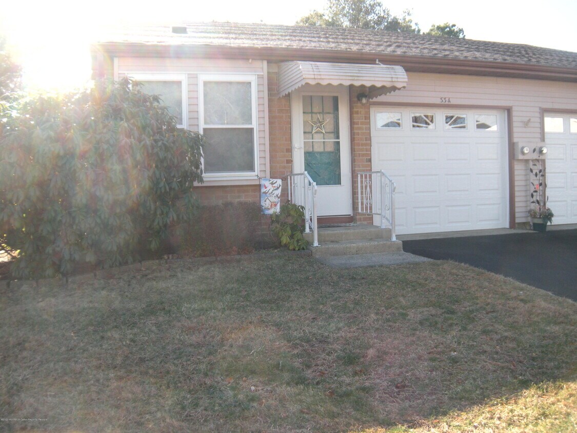 33A Birchwood Dr, Manchester Township, NJ 08759 House for Rent in