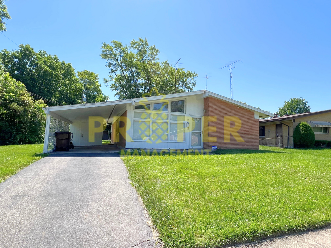 Primary Photo - 3 bedrooms 1,5 bathroom