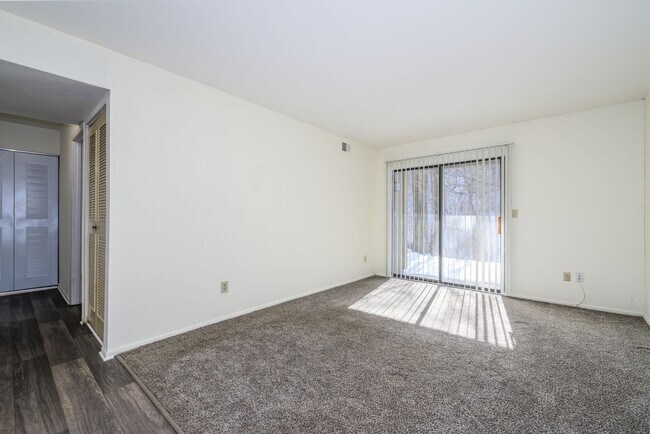 Interior Photo - Oak Forest Apartments