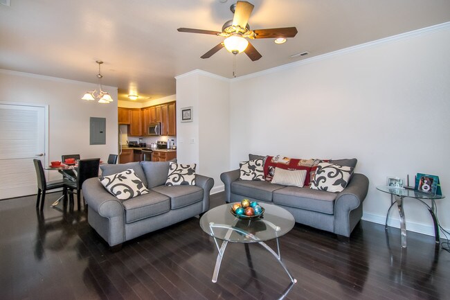 Foto del edificio - 2932 E Virginia Beach Blvd