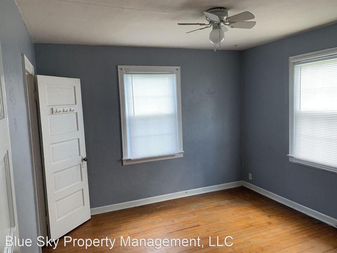 Building Photo - 3 br, 1 bath House - 1308 West Jackson Street