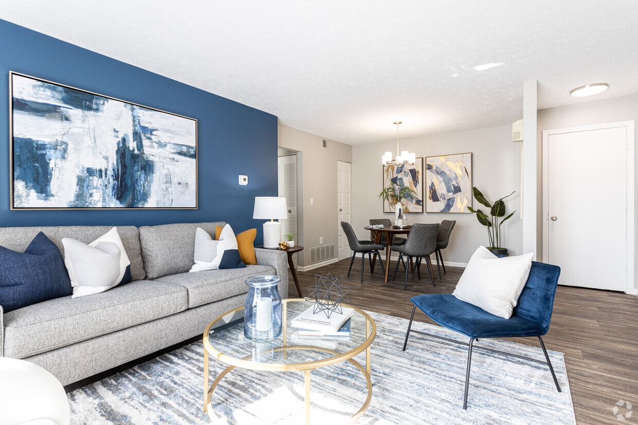 Primary Photo - z-120125-The Hemingway