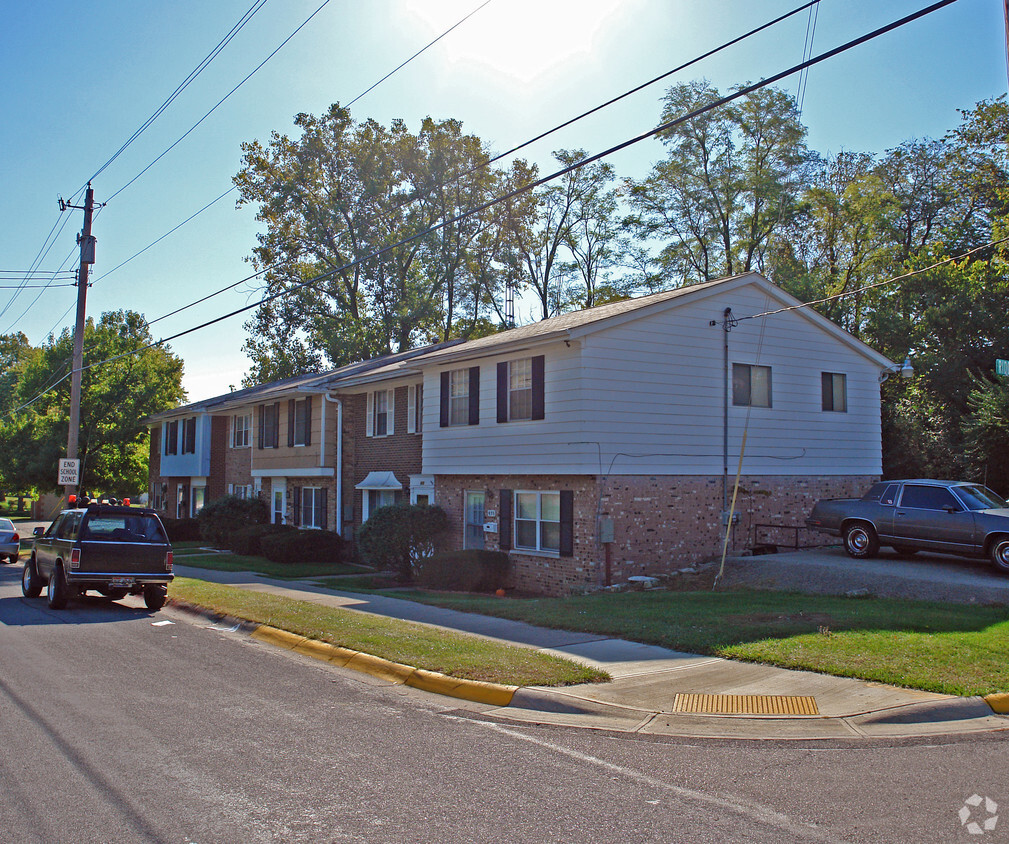 Foto principal - 425-435 W 3rd St