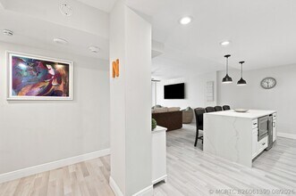 Building Photo - 2121 N Ocean Blvd