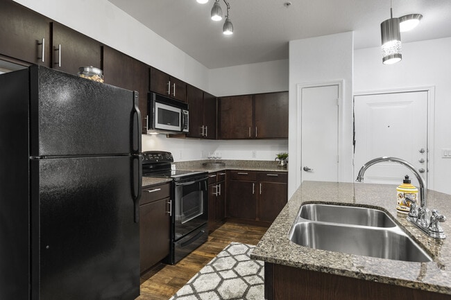 The Oaks at Techridge apartments — community photo - The Oaks at Techridge