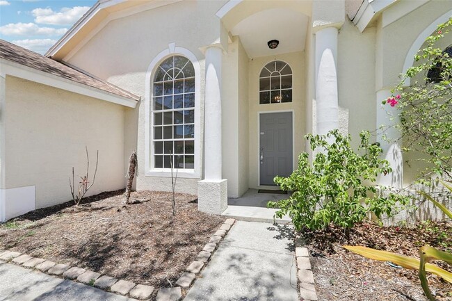 Foto del edificio - 9029 Westbay Blvd