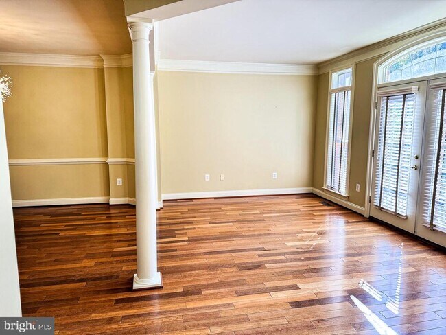 Building Photo - 6403 Velliety Ln