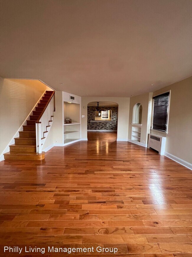 Building Photo - 3 br, 2.5 bath House - 1320 Yerkes Street