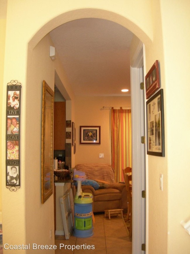 Foto del edificio - 212 Lake Monterey Cir