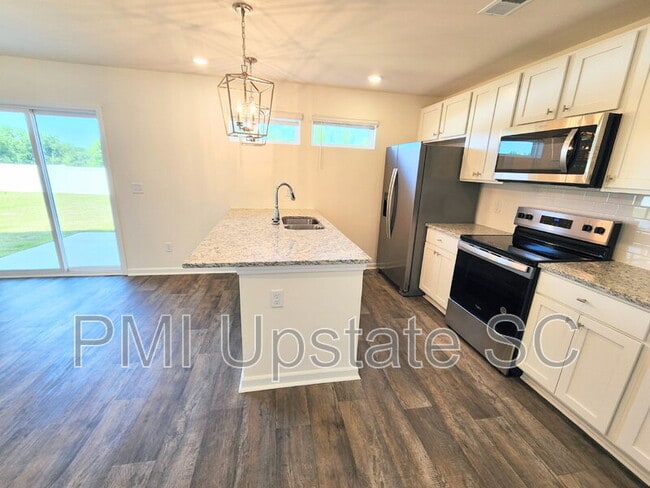 Building Photo - 6043 Willutuck Dr