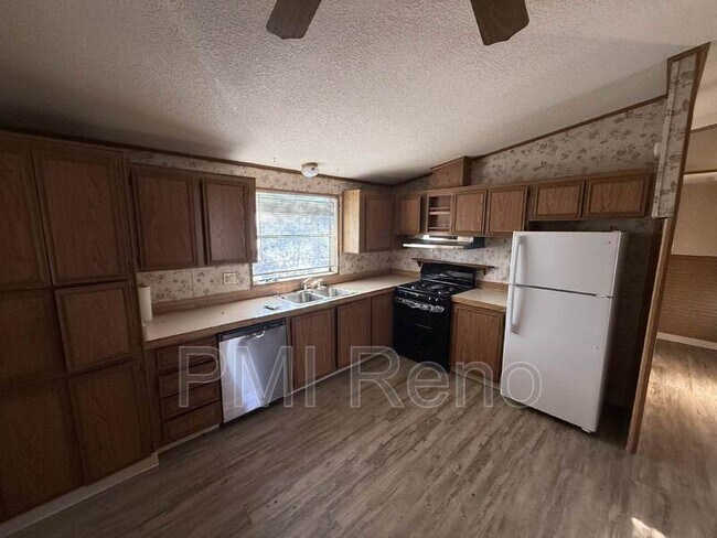 Foto del edificio - 350 Scorpio Cir