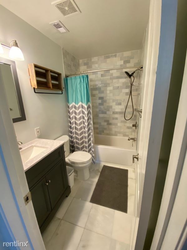 Building Photo - 1821 16th St NW