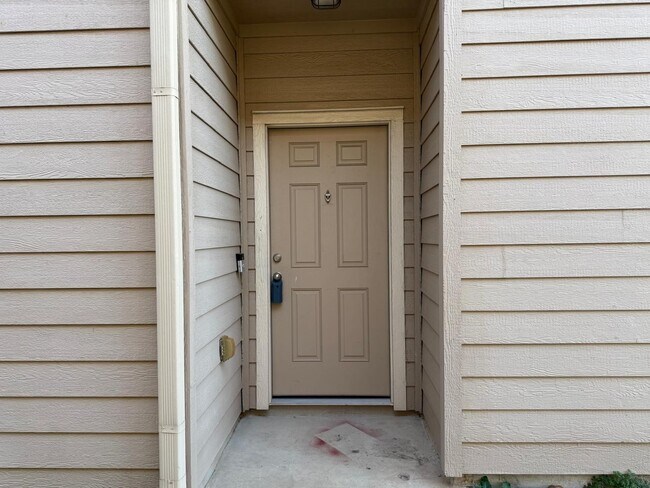 Foto del edificio - 17134 Wilthorne Gardens Ct