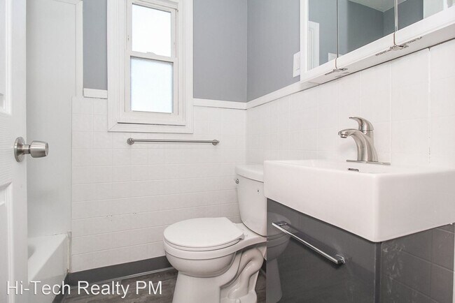 Foto del edificio - 3 br, 1 bath House - 4001 W 146 ST