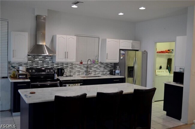 Foto del edificio - 1702 Emerald Cove Dr