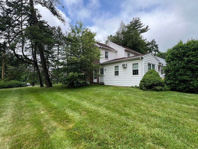 Photo - Stunning 4-Bedroom Single Family Home in P...