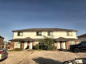 Building Photo - 4302 Mattie Dr
