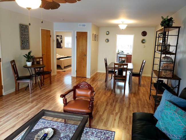 Living Room 2 - 140 W Dana St
