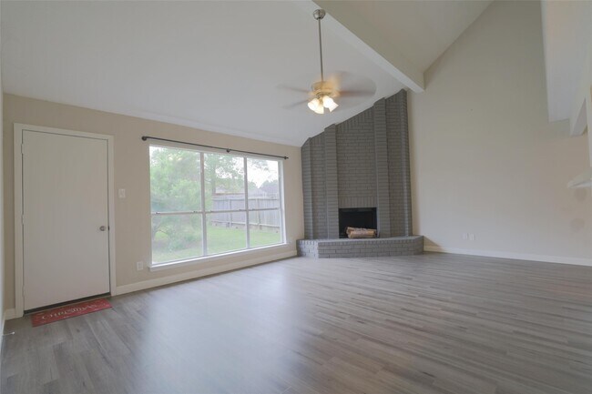 Foto del edificio - 2825 Hickory Limb Ct