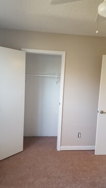 Foto del edificio - 117 Cedarwood Dr