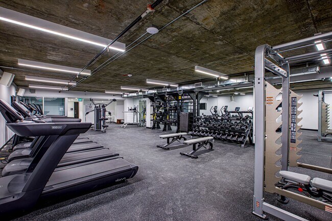 Interior Photo - 1550 Lincoln Boulevard Santa Monica, CA 90401