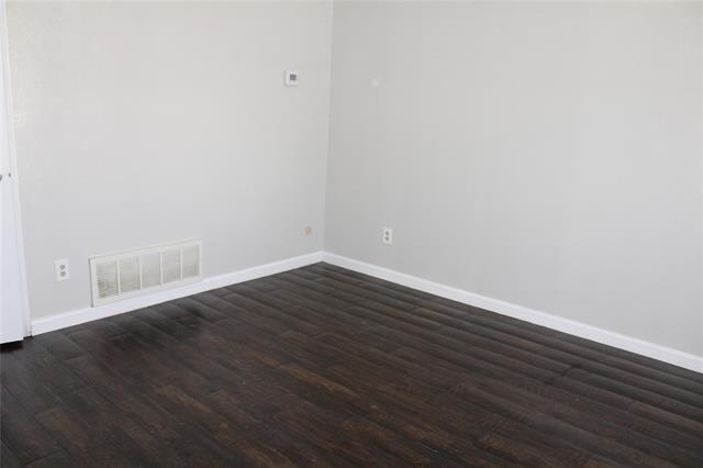 Building Photo - 712 Skyline Dr