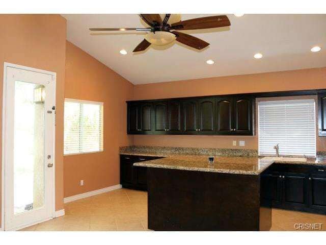 Foto del edificio - Beautiful Single-Story 4-Bedroom Home in the Northbridge Community of Valencia