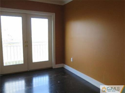 Building Photo - 368 Rector St