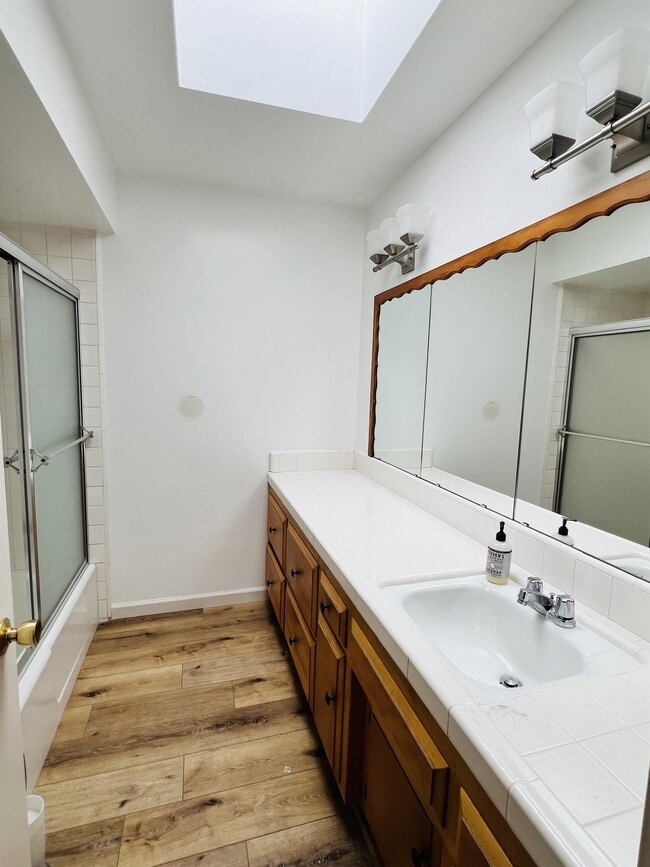 Building Photo - 6212 Friant Dr