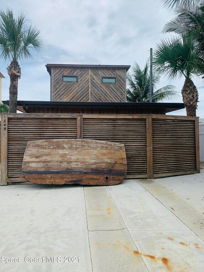 Building Photo - 1349 S Atlantic Ave