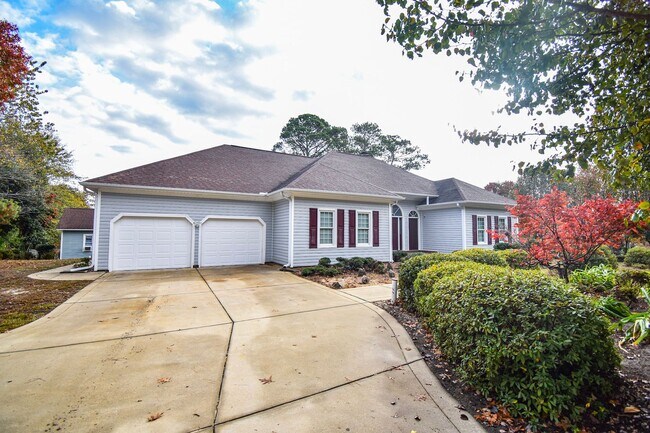 Foto del edificio - First Month Rent Free! 4 Bedroom 2 Bathroo...