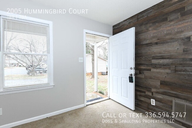 Foto del edificio - 2005 Hummingbird Ct