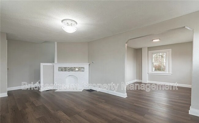 Foto del edificio - 519 N Gettysburg Ave