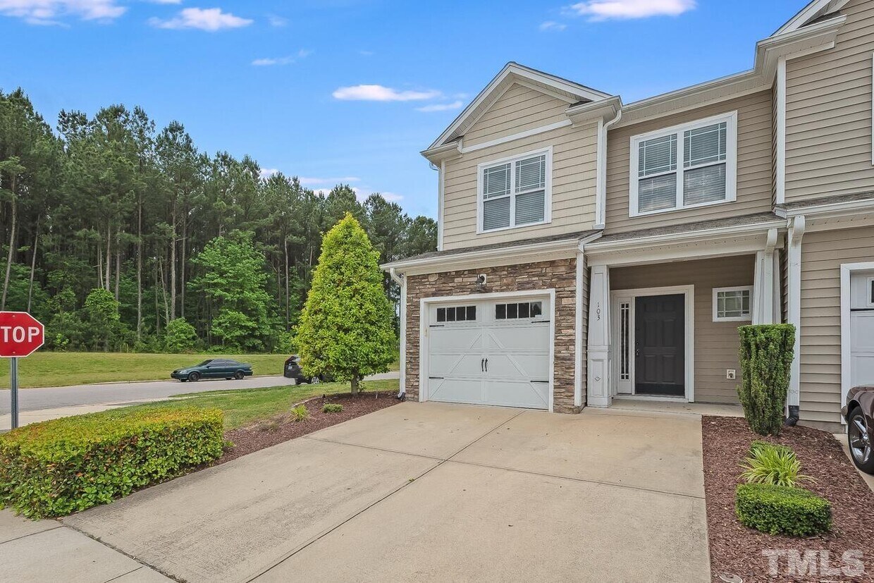 103 Leighann Ridge Ln, Rolesville, NC 27571 Townhome Rentals in Rolesville NC