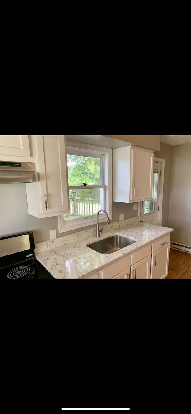 Foto del edificio - 3179 Alton Darby Creek Rd