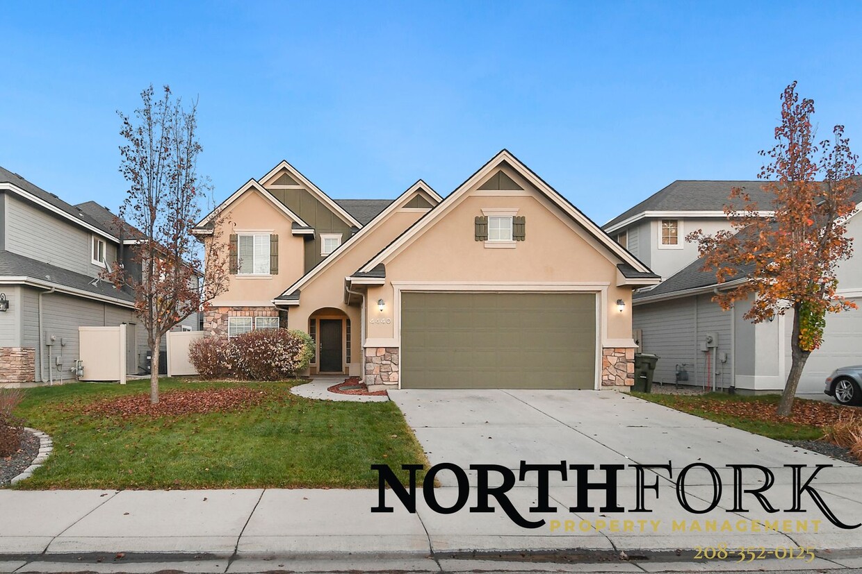 Primary Photo - Stunning Meridian Home