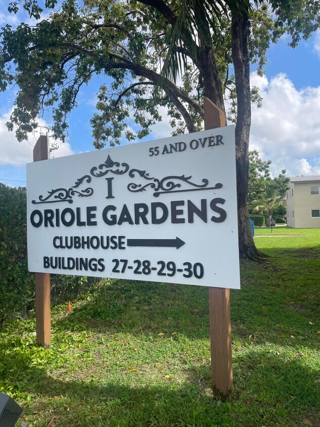 Foto principal - 7600 NW 5th Ct