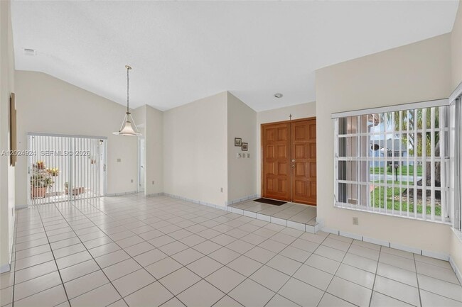 Foto del edificio - 13440 SW 28th St