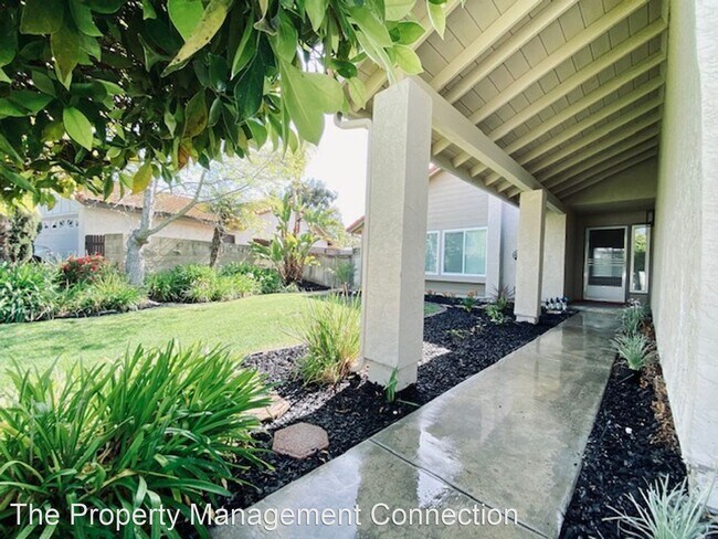 Building Photo - 3 br, 2 bath House - 2729 Pepper Tree