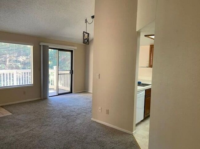 Foto del edificio - 2875 Idlewild Dr