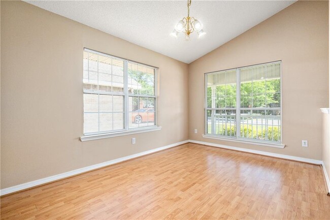 Foto del edificio - 8158 Magnolia Village Dr N