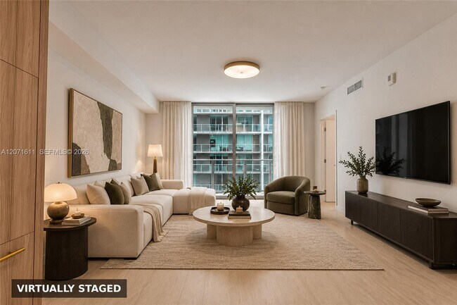 Foto del edificio - 77 SE 5th St