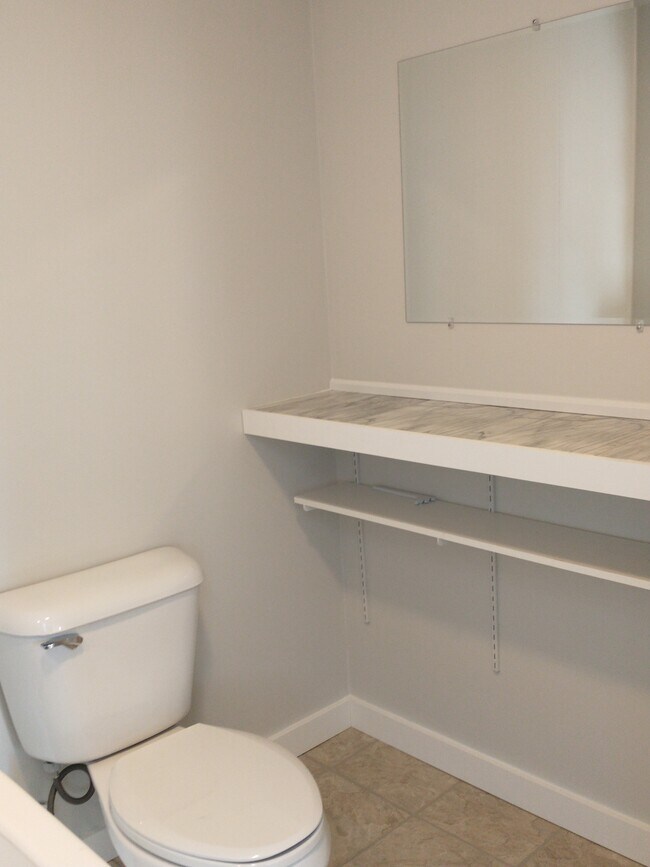 Bathroom - Vanity - 68 Prospect St